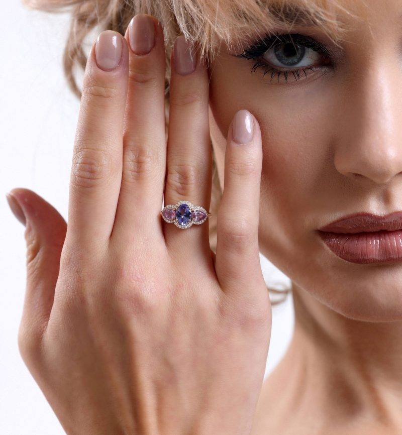 Tanzanite And Pink Sapphire Tria 2.57ct Ring