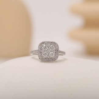 Diamond Cluster 0.73ct Ring