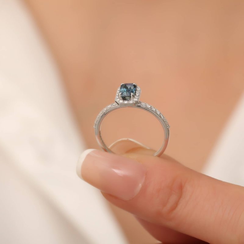 Teal Sapphire And Diamond 1.07ct Ring